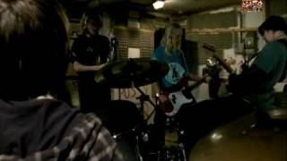 Distorzija : ne čakaj na maj