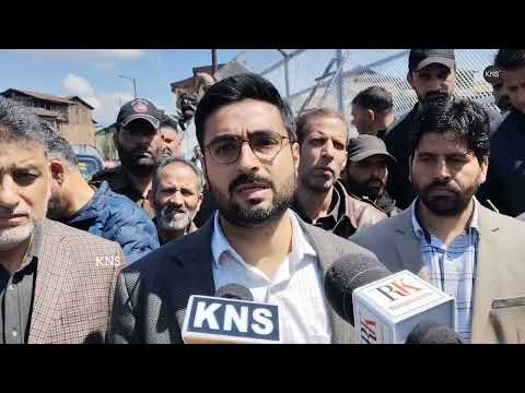 Public safety remains our priority; fencing of Alikadal and Zainakadal bridges is nearly complete. Road repairs across key areas are underway, and all major works will be finished in a coordinated manner soon: DC Srinagar #akshaylabroo
