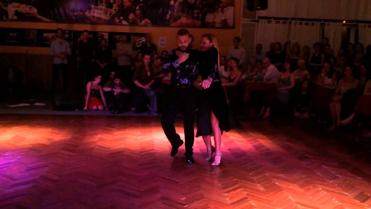 Claudio Gonzalez & Julia Hiriart Urruty (Milonga Parakultural 2016) Part 3