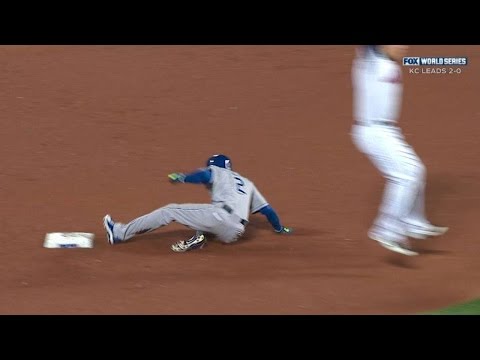 WS2015 Gm3: Escobar steals second base in the 2nd
