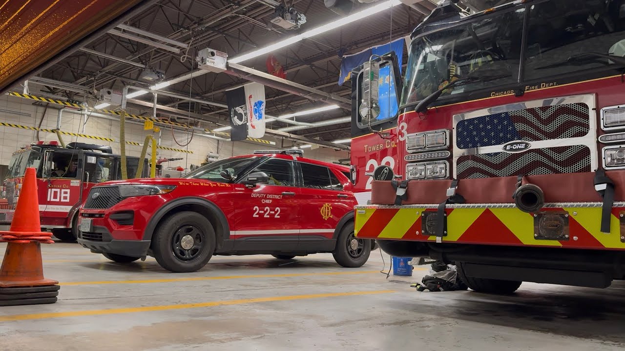 Chicago fire department *BRAND NEW* Ambulance 47 Engine 94 