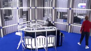 Amaia canta “Estando contigo”