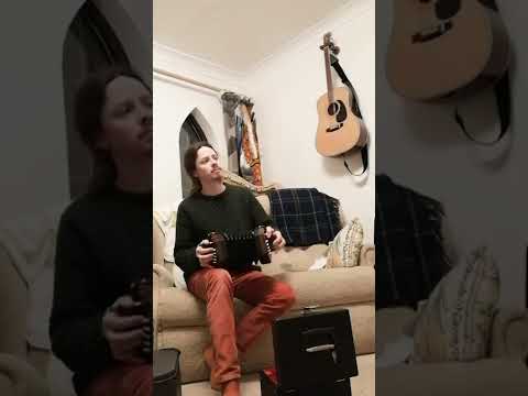 Joak set - English traditional music played on concertina