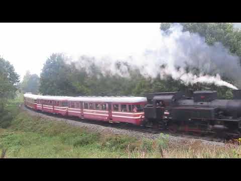 Dampflok 423 0145 und Hektor T435 003 kämpfen sich bei Zubrnice den Berg hoch
