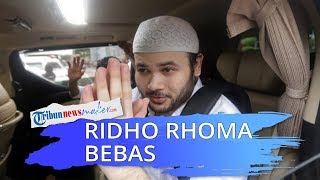 Bunga Dari Solver Sambut Ridho Rhoma Saat Keluar Penjara