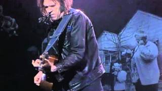 Neil Young - Keep on Rockin&#39; in the Free World (Live at Farm Aid 1990)