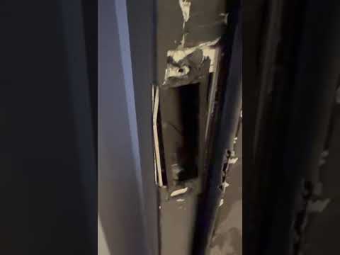 Booking - No one care! They are just avoiding helping!