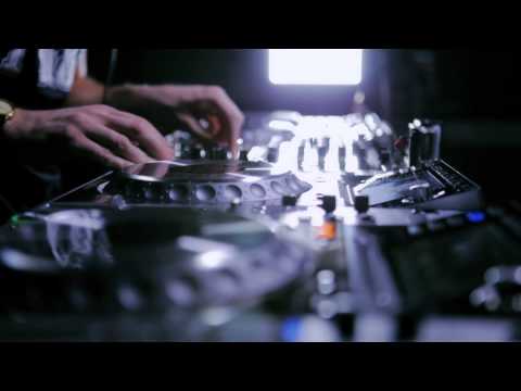 Kissy Sell Out DJ Promo Video on 4 x Chrome Pioneer CDJ 2000s