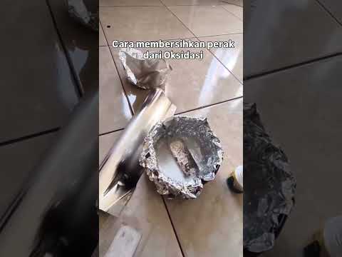 Perak menghitam karena oksidasi, tapi bisa kinclong lagi pakai bahan sederhana di rumah dengan mudah