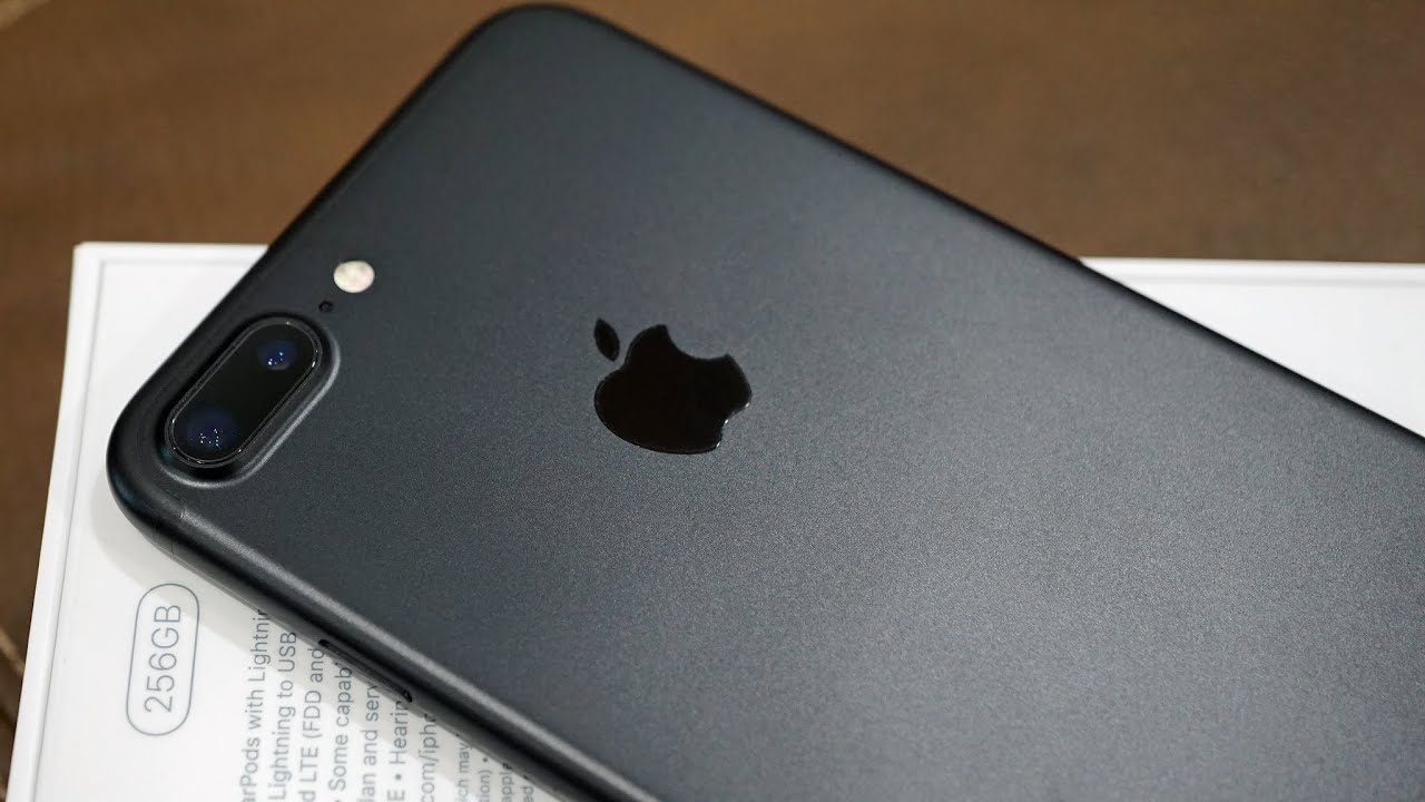 iPhone 7 Plus in BLACK 256GB Unboxing