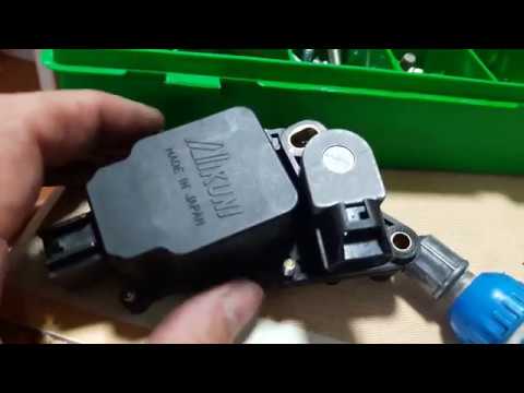 F 1 горит лампа GSX-R ОШИБКА 28 (датчик досельной заслонки)