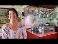 Parte 01 Dona Maria Da Casa De Chão Hoje Está Bem Animada Até Foi Para A Horta