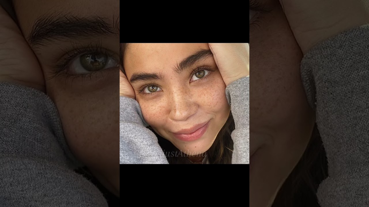 Freckles r just too cute !! #freckles #pretty #insecurities #beautiful #beauty #face #makeup