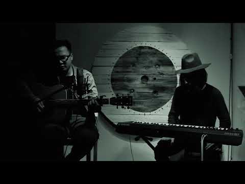 Tình Nhạt Phai - CRAYONS (Official Cover)