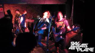 Giants In The Ocean by Sky Eats Airplane Live [HD]