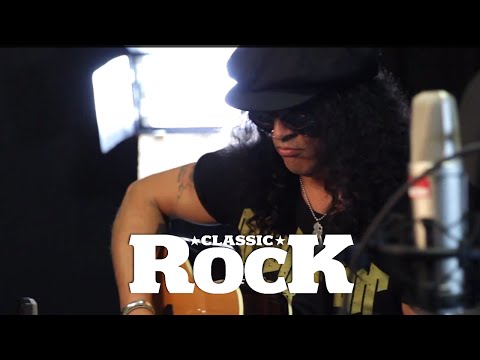 Slash ft. Myles Kennedy - Standing In The Sun | Unplugged | Classic Rock Magazine