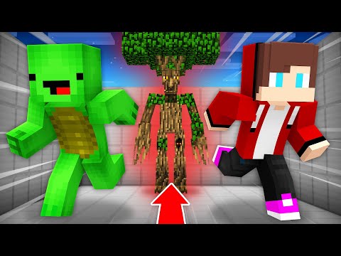 Minecraft HIDE AND SEEK with WOOD MEN