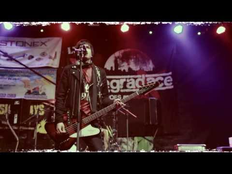 Degradace - Degradace - Nejsem sám