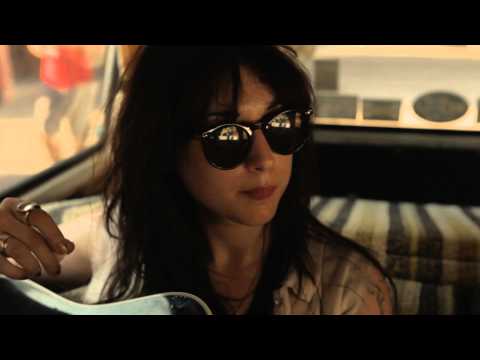 VDub Sessions // Those Darlins play "Too Slow" (Episode 97)