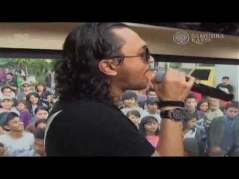 Pay feat. Vanya & Irang : "Bad Boy" in Hits on Wheels