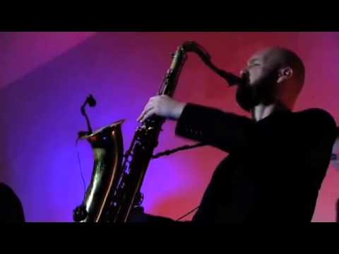 Urban Blue - wedding band, swing band, jazz band, party band. Based in London.