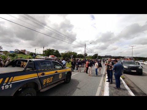 VÍDEO: Dois policiais rodoviários são assassinados a tiros