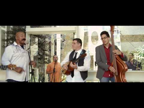 ¡Salsa con C4 Trío y Oscar De León!