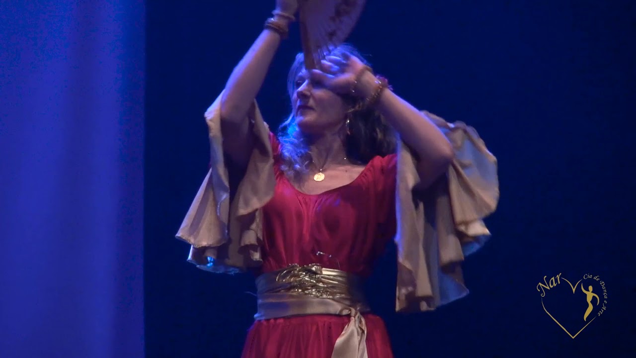 Dança Cigana com Leques