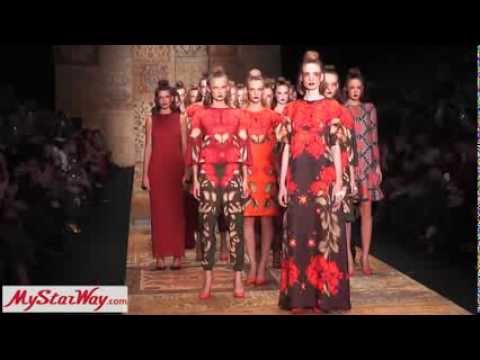 Алена Ахмадуллина (Alena Akhmadullina) на Mercedes-Benz Fashion Week Russia весна-лето 2014