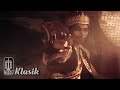 Nike Ardilla Panggung Sandiwara Official Music Video