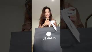 Download lagu This is Why always sold out!? New CHANEL BAG UNBOXING #chanelunboxing #lvlovercc mp3