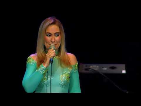 Rosemary - O mundo encantado de Monteiro Lobato ( Rosemary em Mulheres da Mangueira )