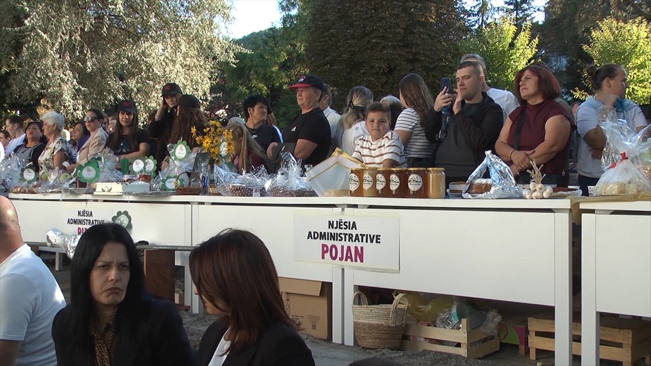 Panairi i ëmbëlsirave dhe produkteve vendase, në Maliq prezantohen gatimet tradicionale