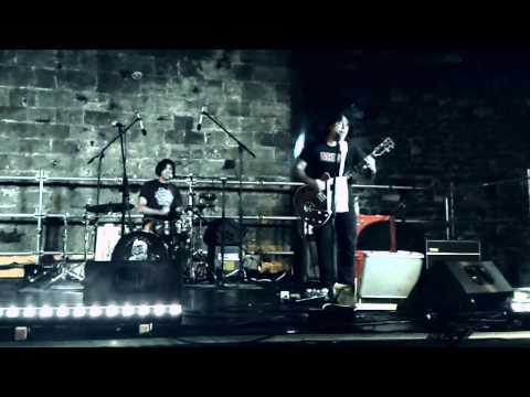 The DIRTIEST - Under the glare (Live @ TearsValley 2015)