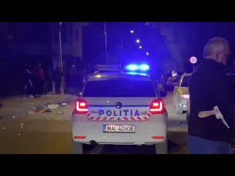 Accident în Mircea Vodă - o mașina s-a răsturnat după ce a fost lovită de un alt sofer