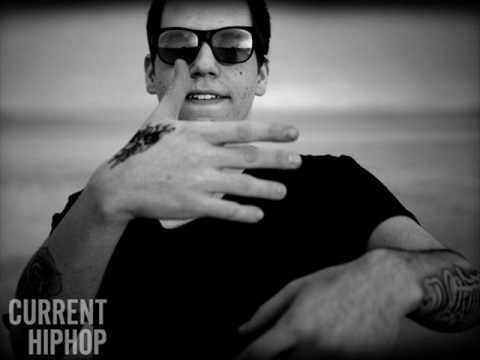 Rich Hil feat. KiD CuDi - Wont You Tell Me [NEW SONG 2010]