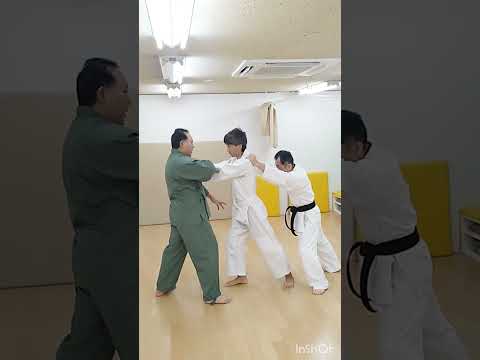 合気崩し muna-dori  合気道#aikido #aikidotechniques #aiki #martialarts #合気道#武術