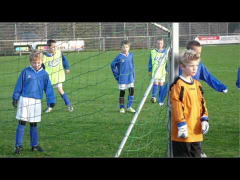 Oefenwedstrijd Serooskerke F1 - Serooskerke F2  1 december 2012