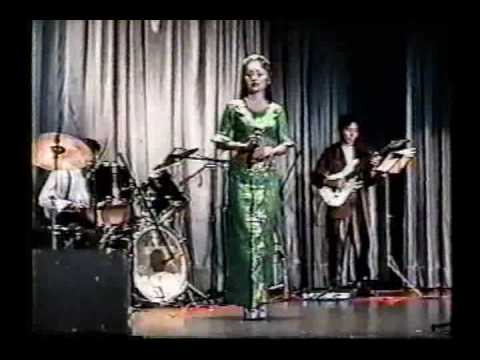 Touch Sreynich 2 - Preah Jinavong and Tirk Ho Min Hot