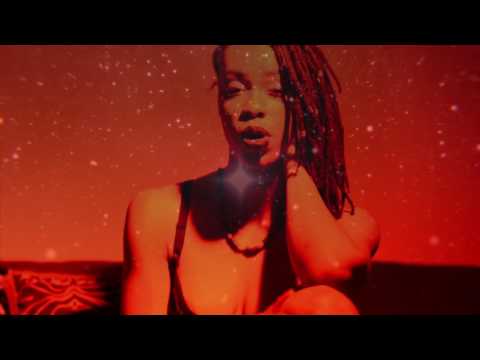 LL-Mari' -  Roll up (beyonce type) official video