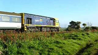 preview picture of video 'Helensville Train: Rid'n 2 Rodney, Wharepapa, NZ 14/11/2008'