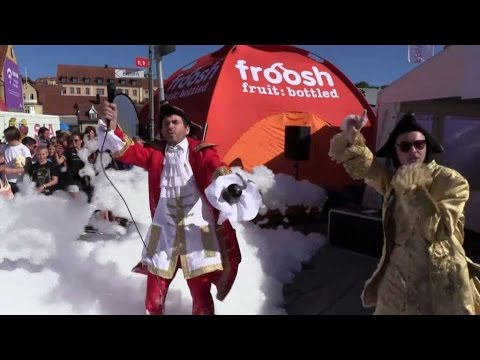 Samhällsjudos skumkanon sprutar ned hela Almedalen - Samhällsjudo (TV4)