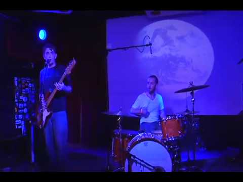 The Vases - Prevail (Live at The Rogue Bar)