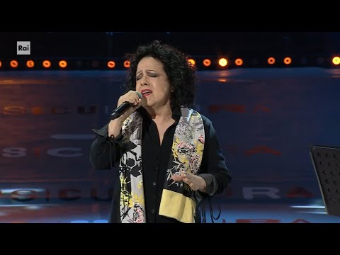 Antonella Ruggiero canta Una miniera - Musicultura 2025