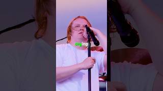 When Crowds make Pop Artists CRY 🥹🎤