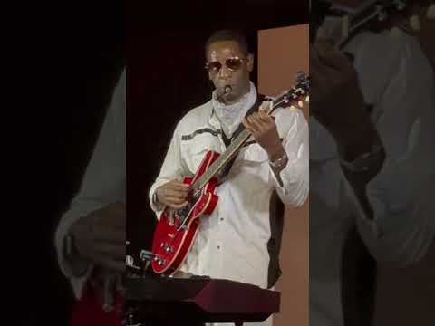 Promotional video thumbnail 2 for Alex Williams