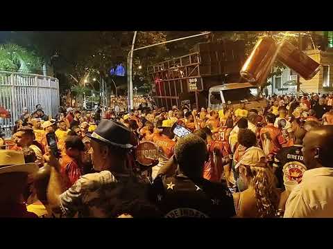Viradouro 2022 - Samba de 1999 (Esquenta do Ensaio de Rua) - Bateria. #viradouro2022