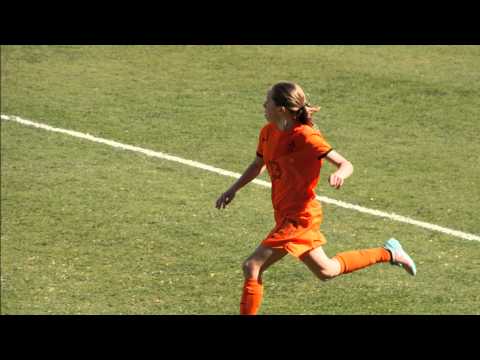 Nederland - Schotland op International Wu16 Development Tournament - Portugal 2015