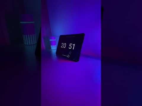 Digital clock screensaver on iPad Pro 2021 #ipadpro #apple #tech #shorts