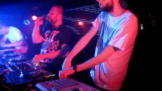 Schlachthofbronx // HELL YEAH ! Tropical Madness @ BATOFAR Paris - 10.12.2010